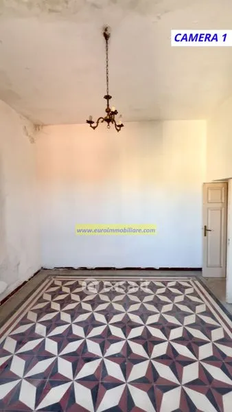 Pièces - Historic Villa with Garden in Atri