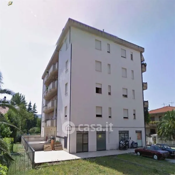 Extérieur - Three-Bedroom Apartment with Garage in Teramo