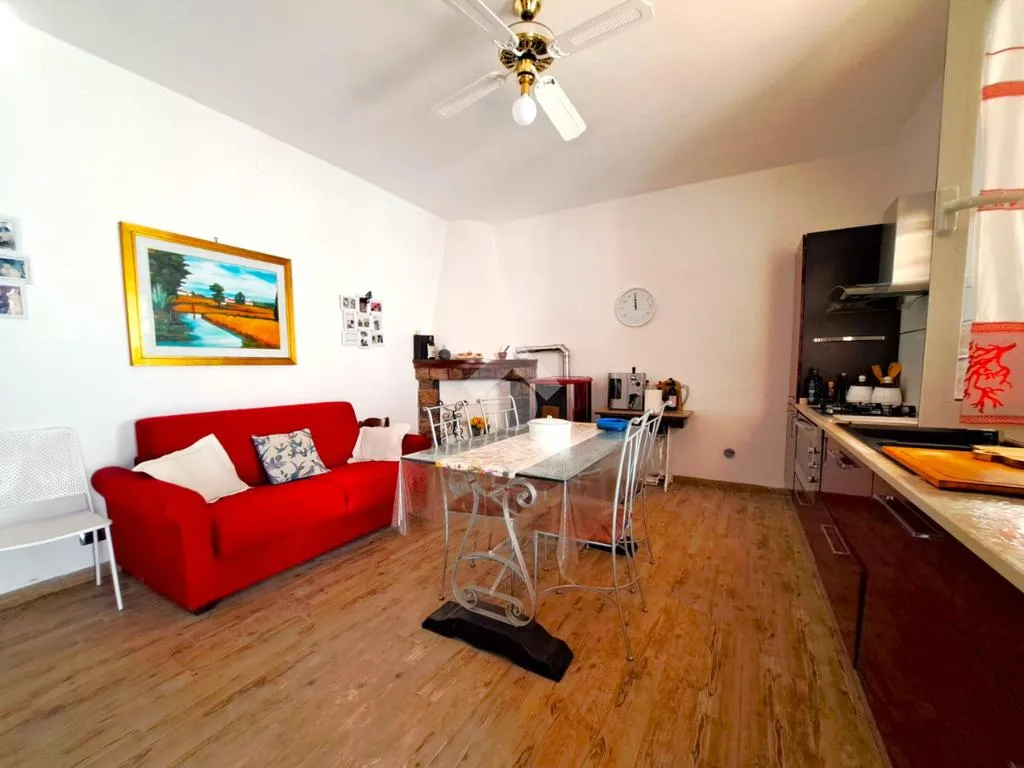 Séjour - Ground Floor Apartment with Private Courtyard in Usini