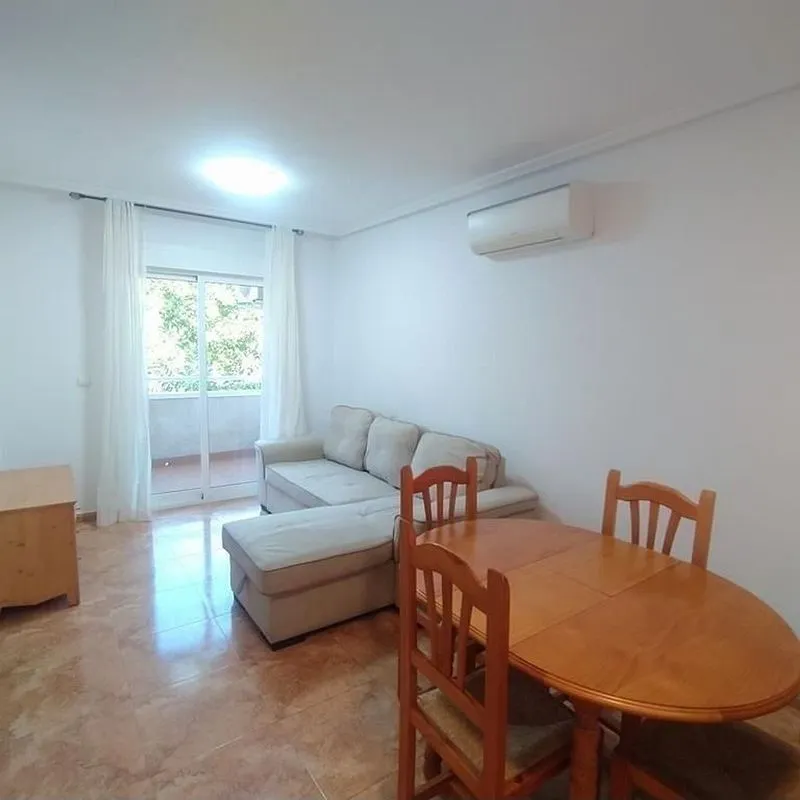 Salle à manger - Apartment with Pool in Central Torrevieja
