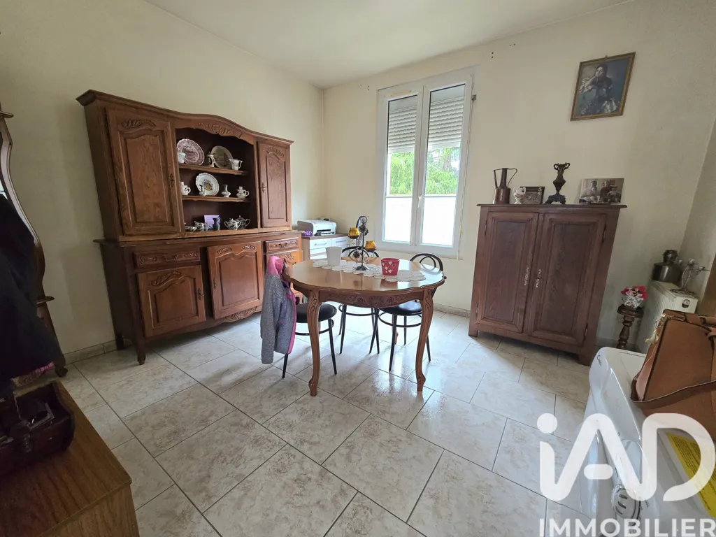 Söögituba - Charming Townhouse with Garden in Caudebec-lès-Elbeuf