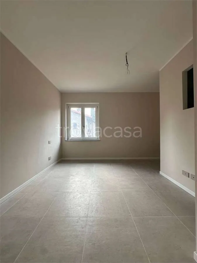 Stanze - Rented Flat with Balcony in Oleggio Centre