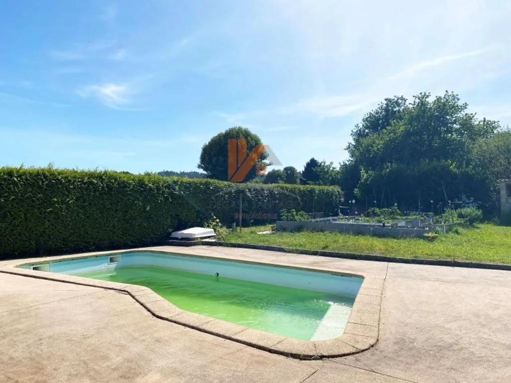 Bassein - Chalet with Pool in Luou, Teo