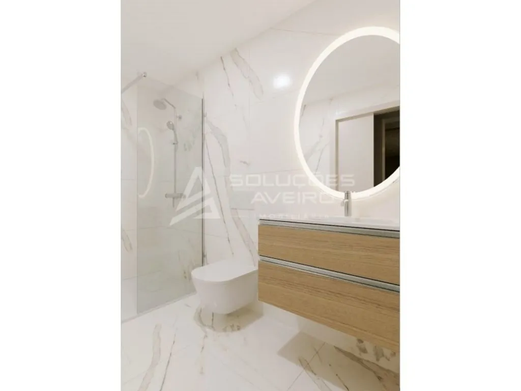 Bagni - Contemporary Duplex Flat with Terrace in Esgueira