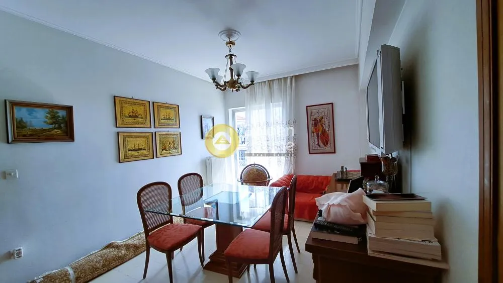 Salle à manger - Appartement 3 pièces à GR