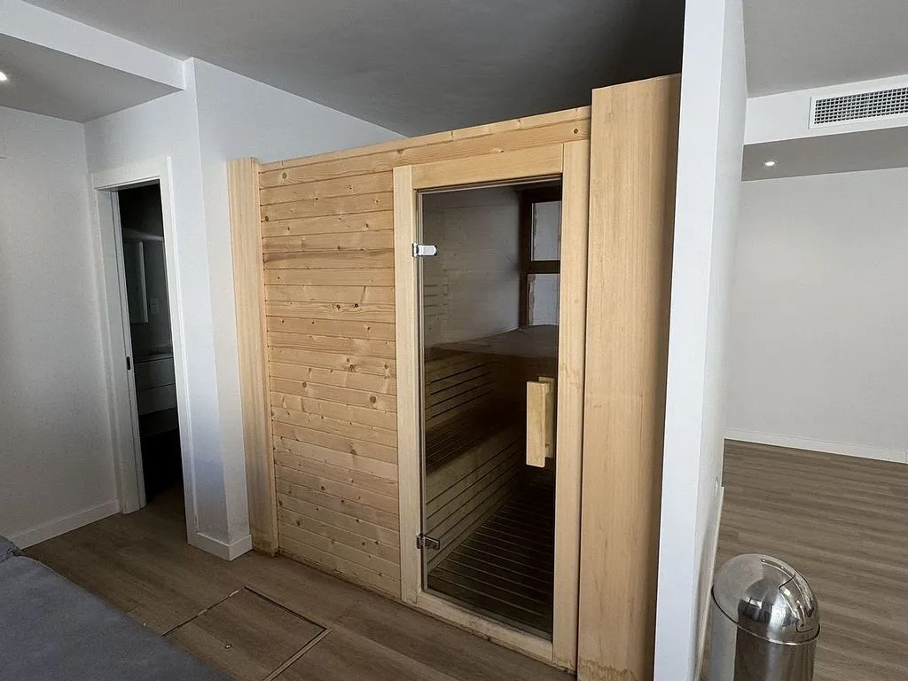 Magamistoad - 3-Bed Flat with Pool in Playa Flamenca
