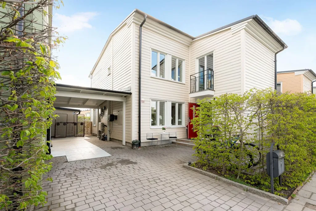 5-toaline maja asukohas Solna