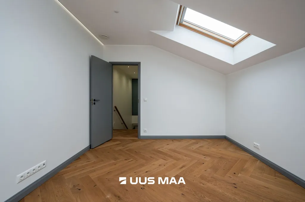 other_room