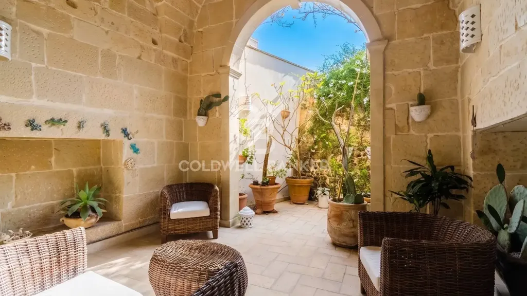 Traditional Salento House with Terrace in Melpignano