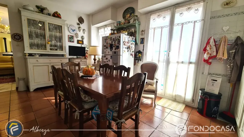 Söögituba - Spacious Apartment with Large Terrace in Albenga