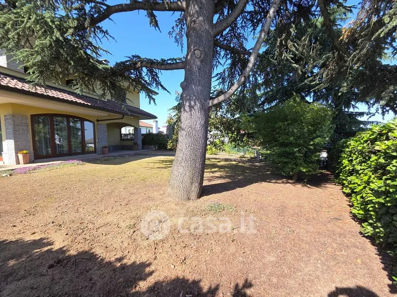 Aed - Exclusive Villa Apartment with Garden in Chieri