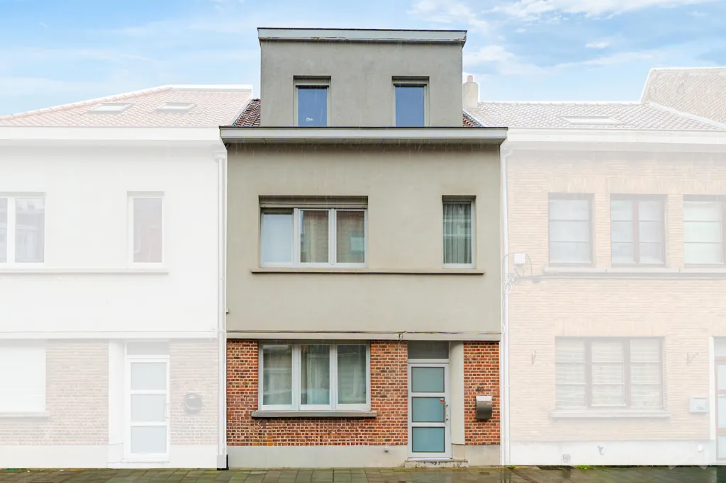 Välivaade - Charming House with Courtyard in Evere