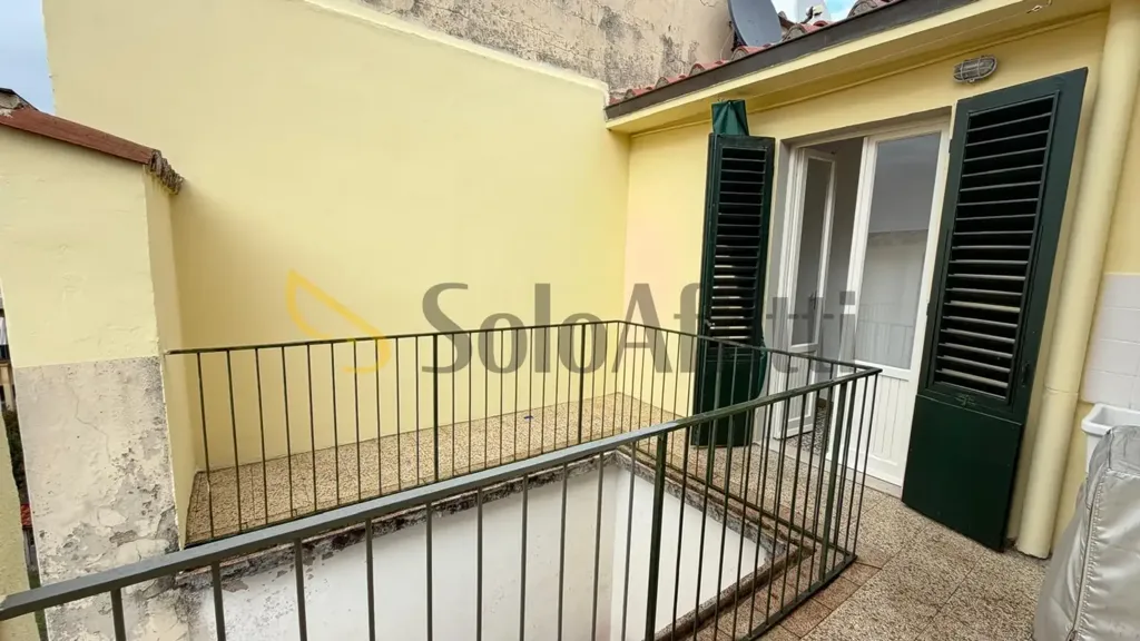 Balcon - Armed Four-Room Apartment in Florence