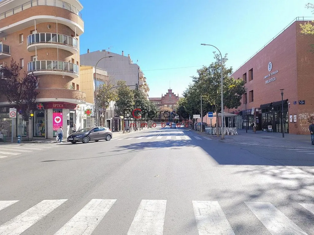Exterior - Apartment with Balcony in Vallparadís, Terrassa