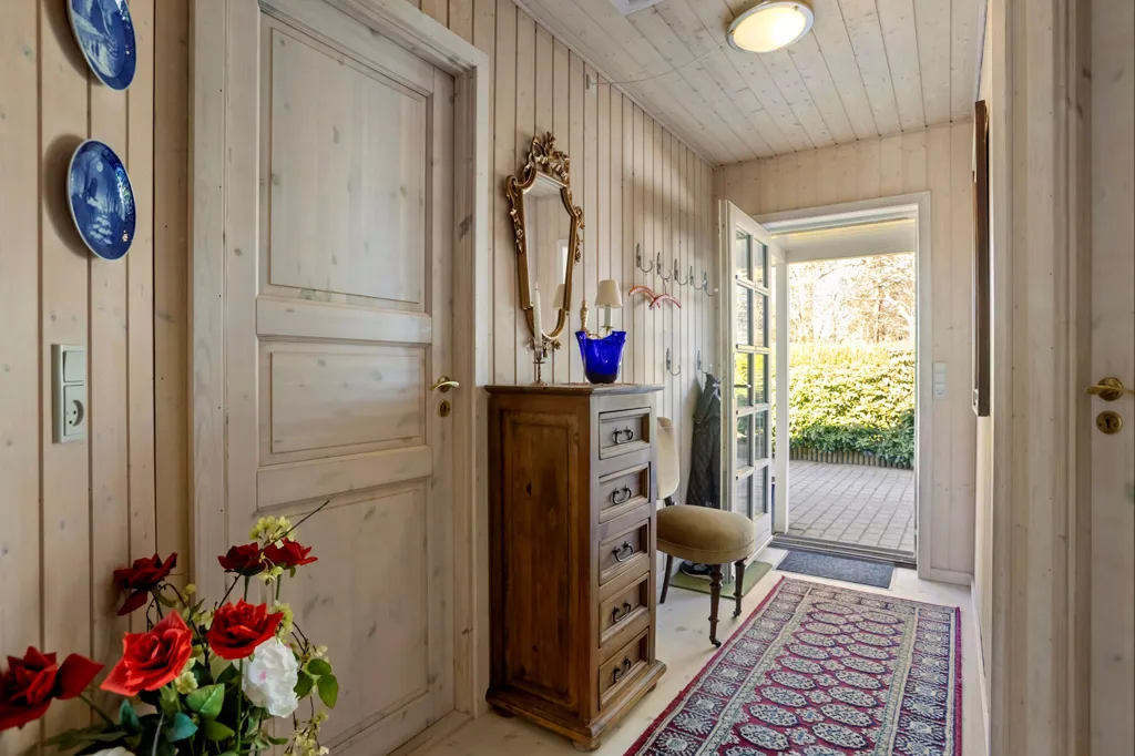 6-toaline maja asukohas Hals