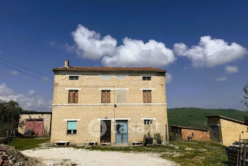 Exterior - Rustic Farmhouse with Garden in Loro Piceno