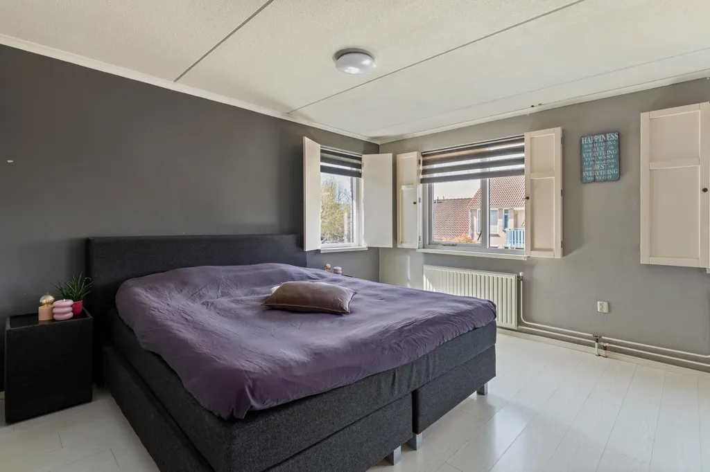 Magamistoad - Spacious Two-Storey House with Garden in Hoogenboomstraat