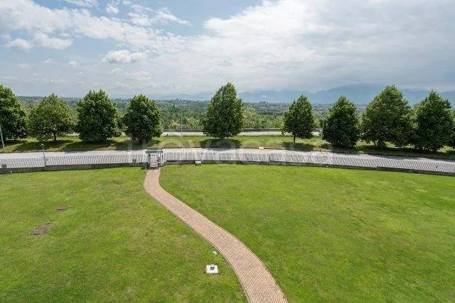 Jardin - Industrial Building with Showroom in Cuneo