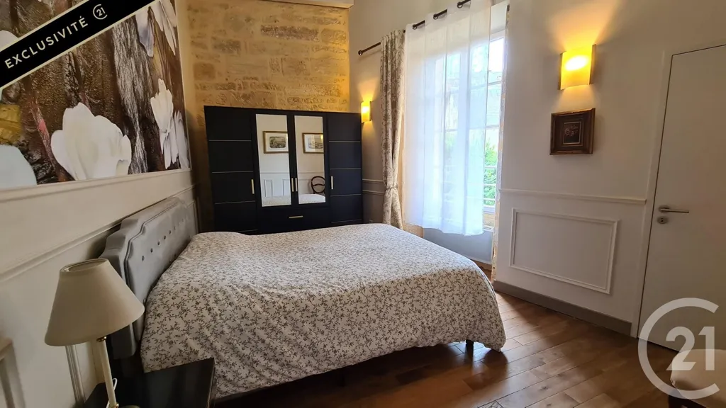 Chambres - Appartement Rénové avec Cheminée à Sarlat-la-Canéda