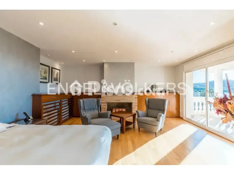 Magamistoad - Renovated Seafront House in Cabrils