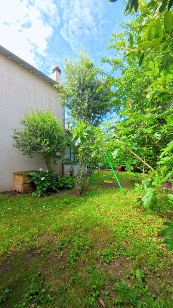8-toaline maja asukohas Maisons-Alfort