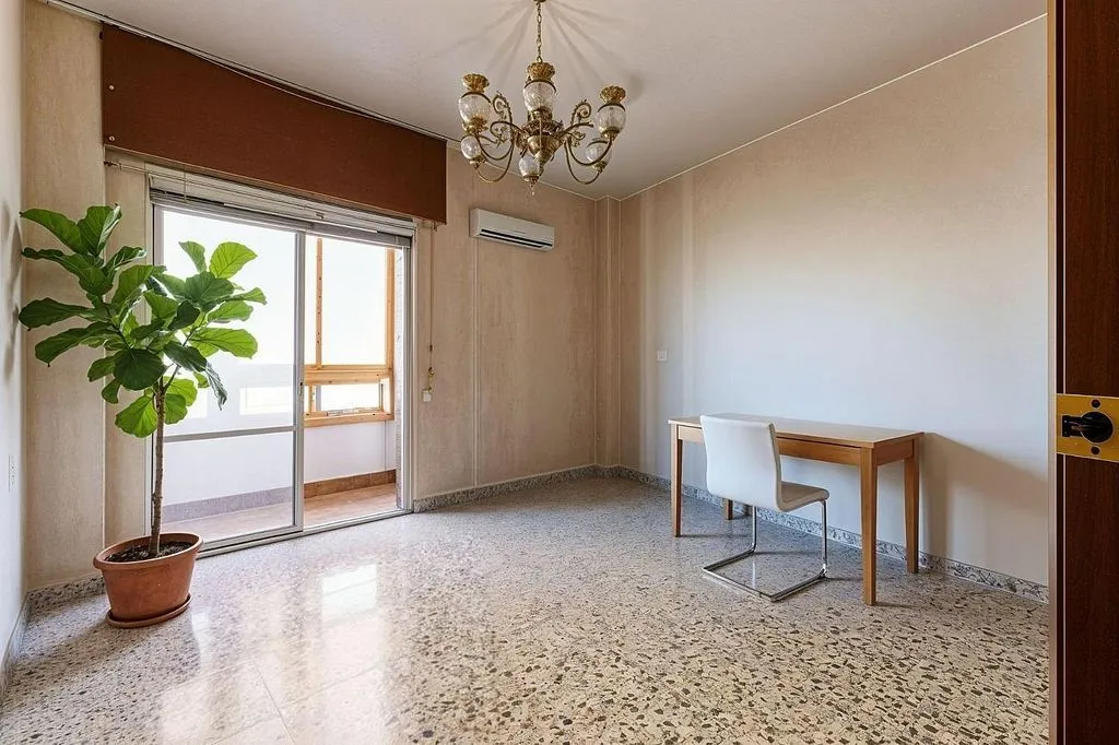 Studio - Apartment with Balcony in Murcia Centre