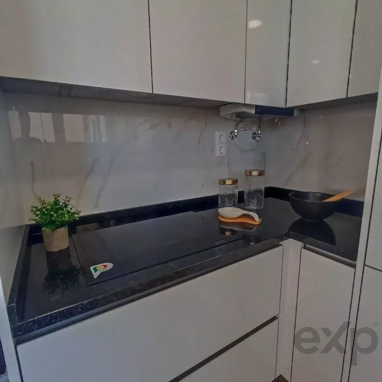 Cuisine - Fully Renovated Apartment with Balconies in Benfica