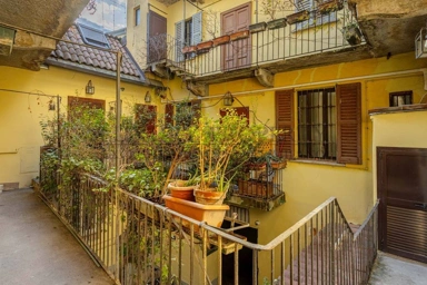 Giardino - Luxury Apartment with Naviglio View in Milan