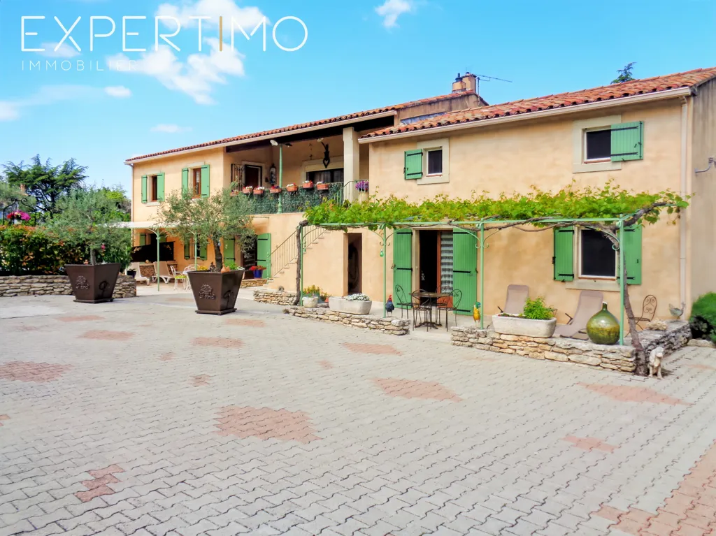 Aed - Terraced Maisonette in Bonnieux with Pool