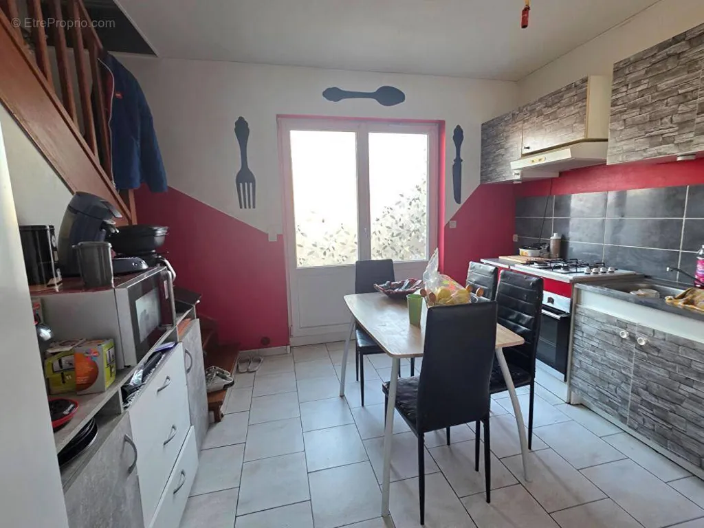 Cuisine - Maison avec Jardin et Garage à Fourmies