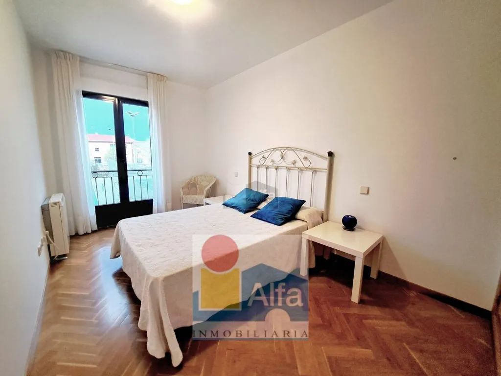 Magamistoad - Apartment with Garage in Rural Area, Madrona