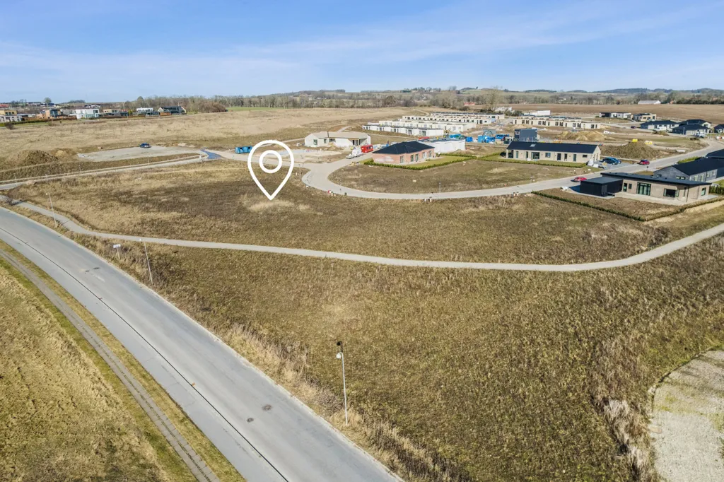 Õhuvaade - Year-Round Plot with 5G Coverage in Rønde