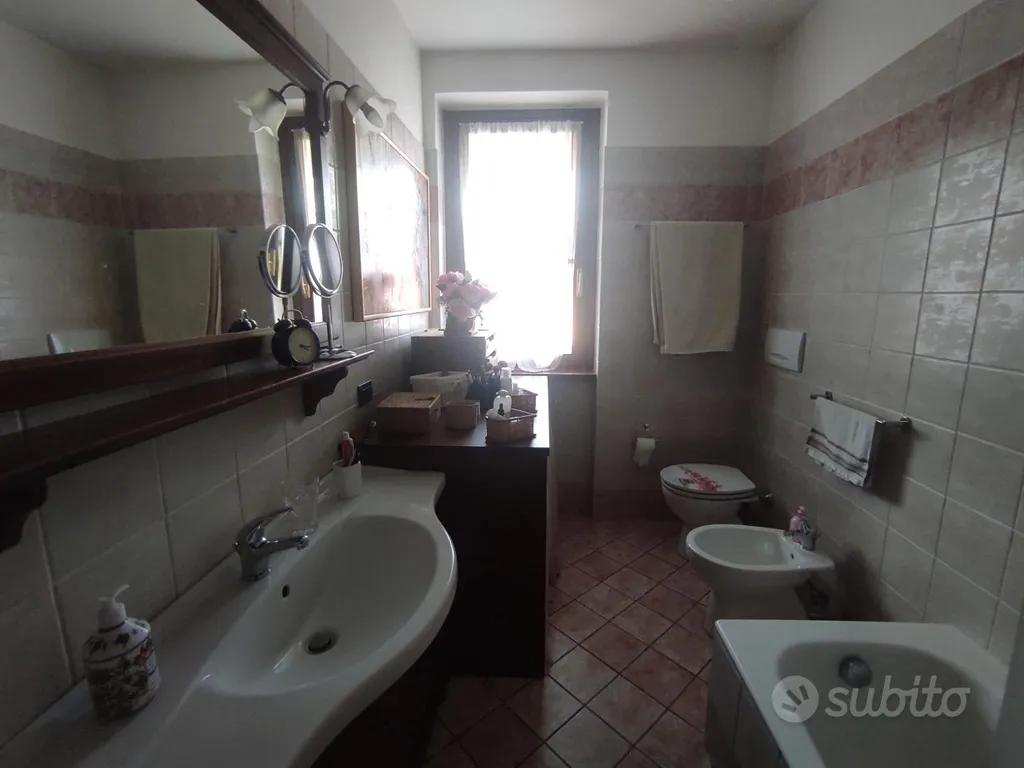 Vannitoad - Single Room in Modern Trilocale, San Paolo d'Argon