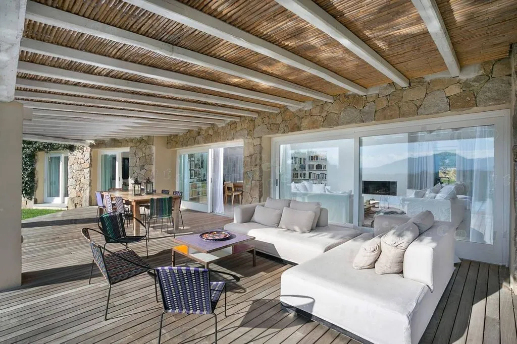 Terrass - Luxury Villa with Pool in Cugnana Verde, Sardinia