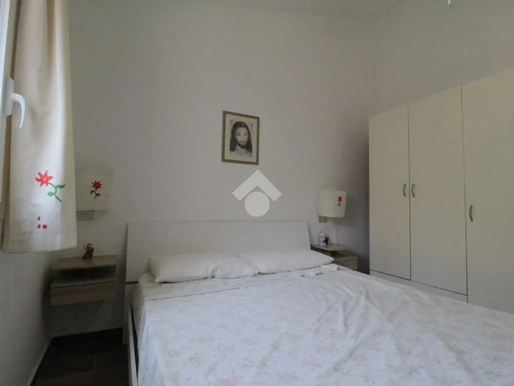 Camere da letto - Fully Rented Trilocale with Balcony in Capo Piccolo