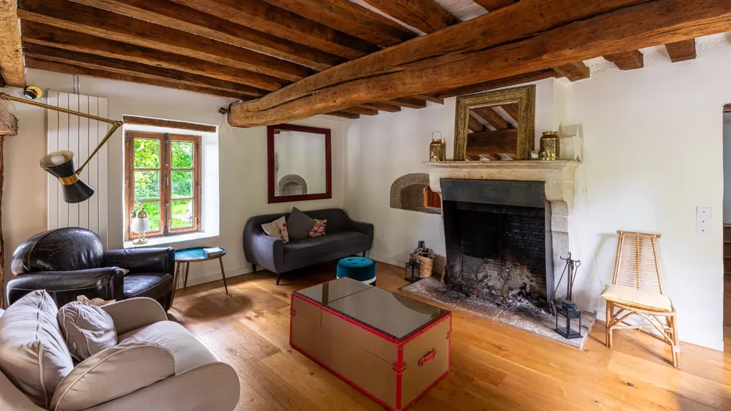 Living Room - Renaissance Mill with Equestrian Facilities near Paris