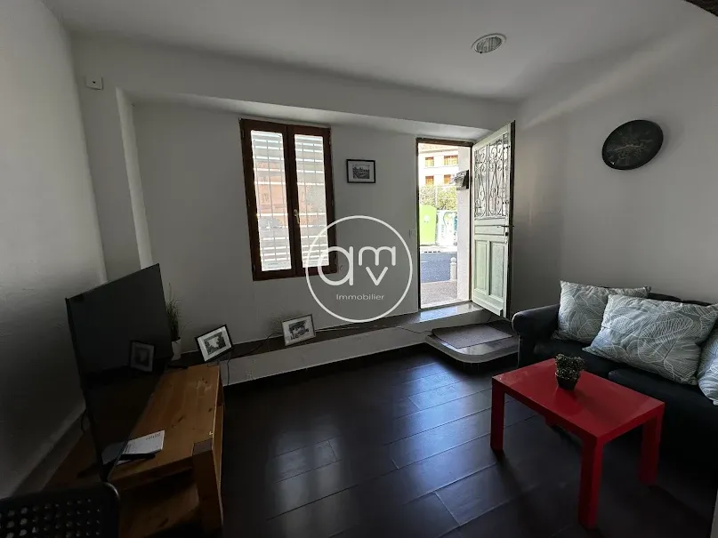Living Room - Furnished Flat in Saint-Roch, Toulon
