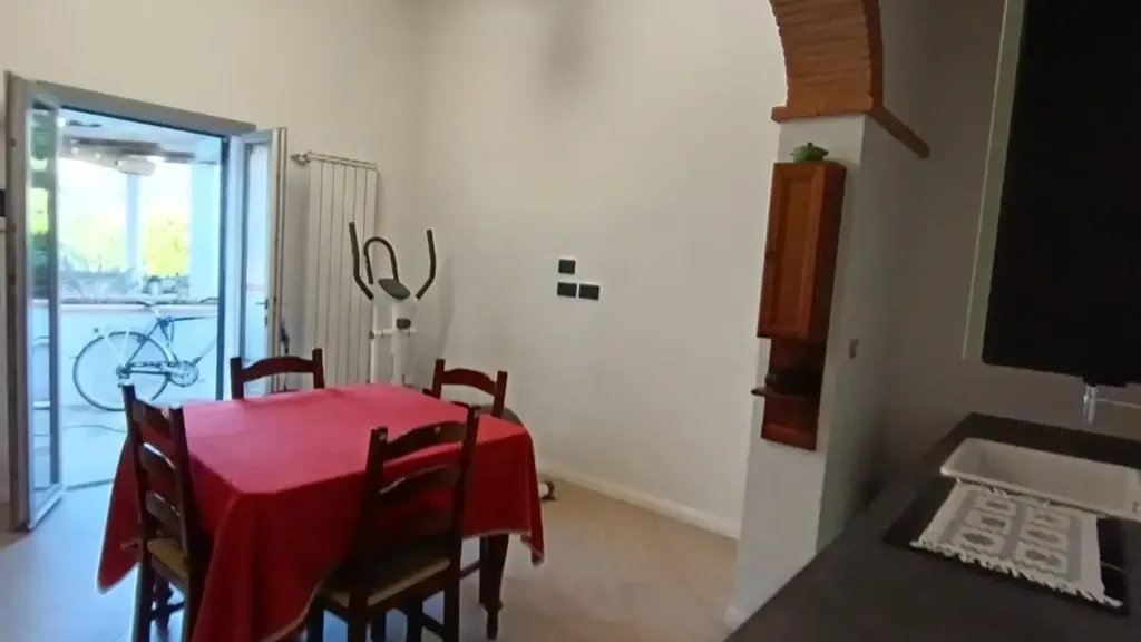 Söögituba - Rustic-Style Flat with Private Garden in Empoli