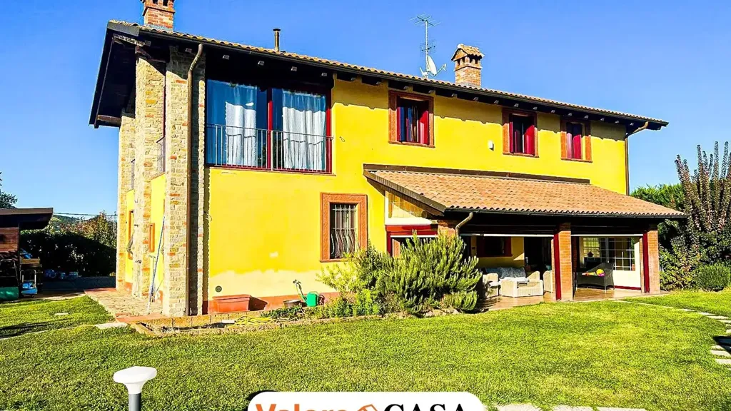 Välivaade - Villa with Pool near Acqui Terme