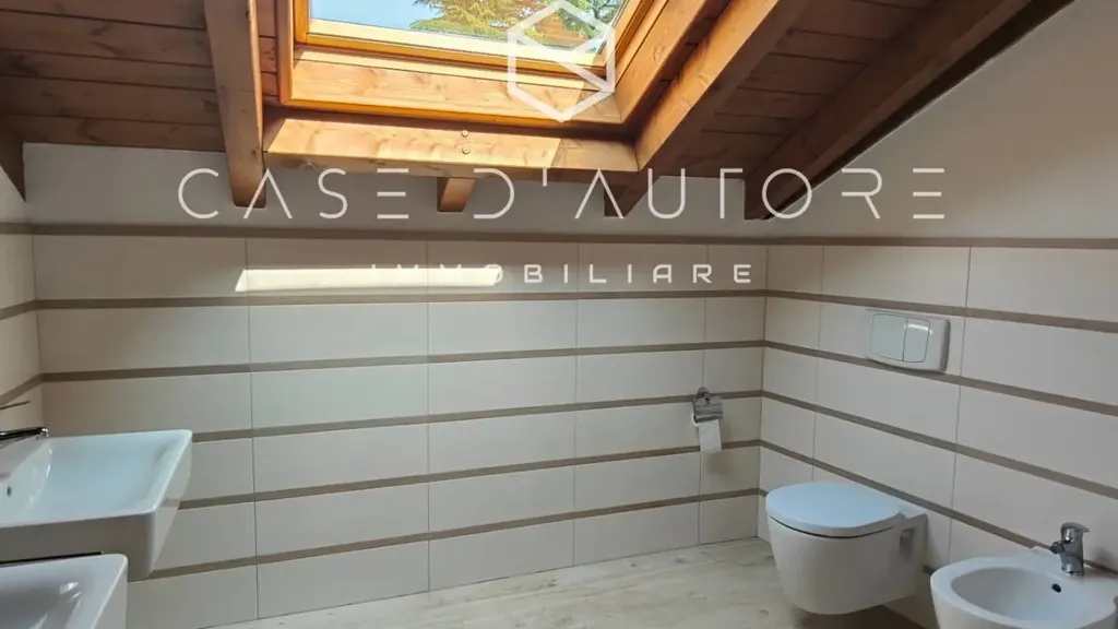 Bagni - Detached Flat with Garden in Varese Centre