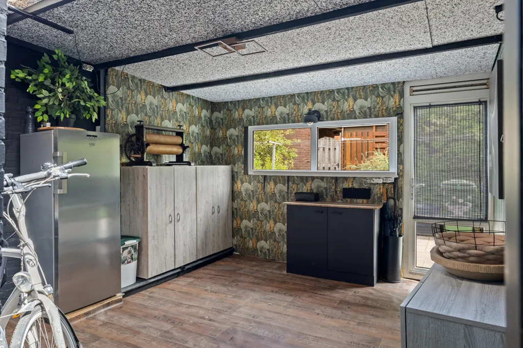Köök - Modernised Semi-detached House with Garden in Emmen