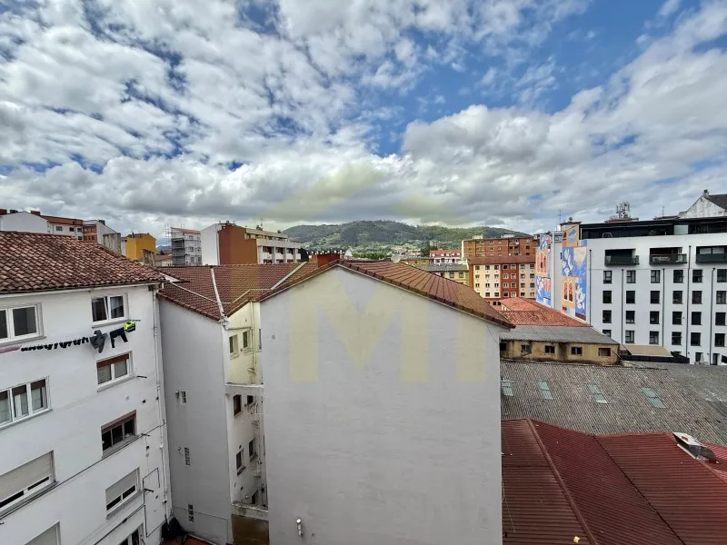 Rõdu - Patio-Facing Flat with Mountain Views in Tenderina Alta
