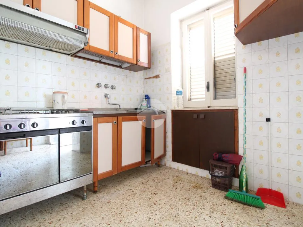 Köök - Three-Bedroom Flat with Veranda in Trapani