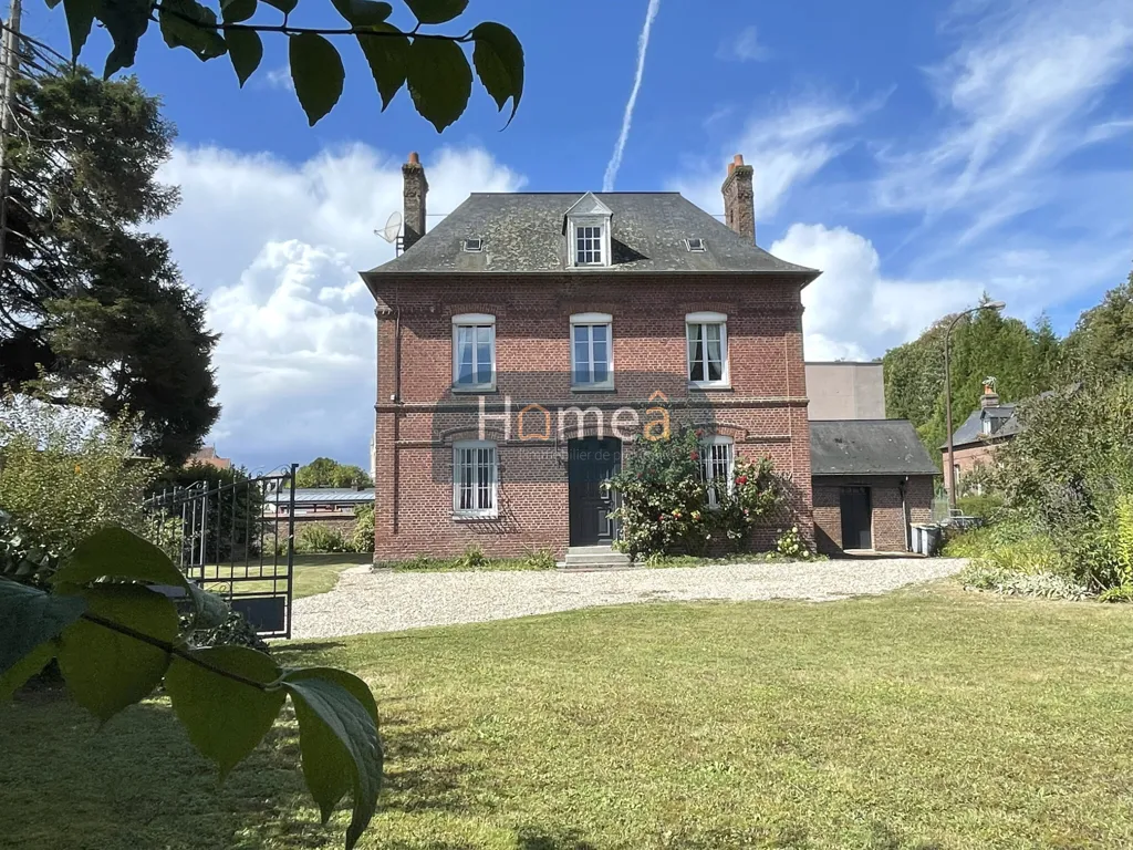 Exterior - Character House with Garden in Auffay