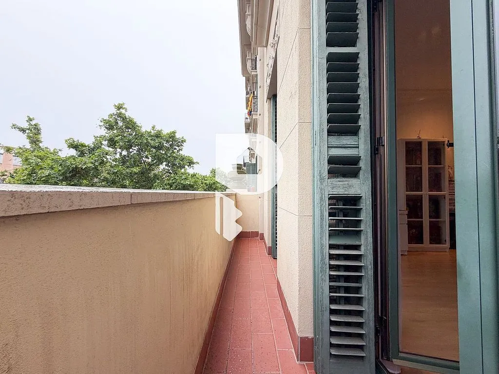 Balcon - Apartment with Historical Facade in Sant Antoni