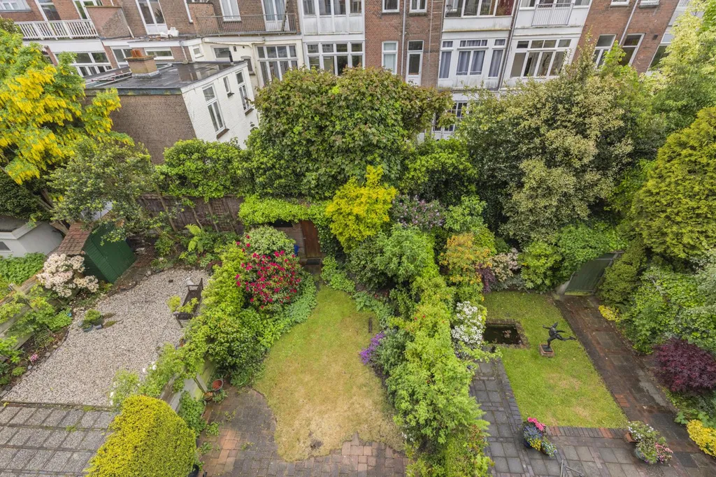 Vue aérienne - Herrenhuis with Balcony in Duinoord, The Hague