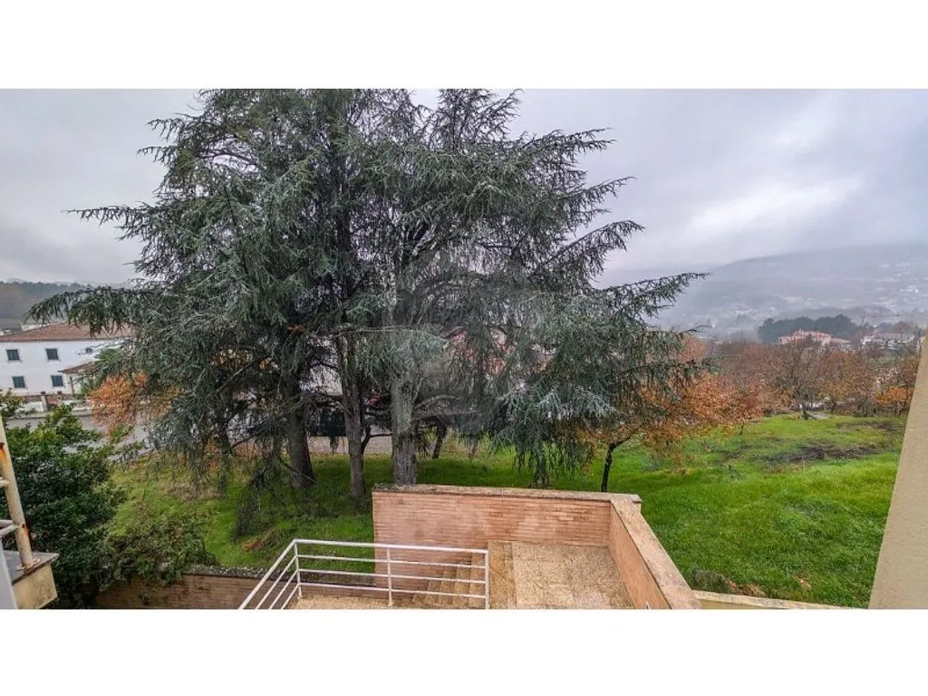 Jardin - Luxury House with Terrace Views in Vila Real