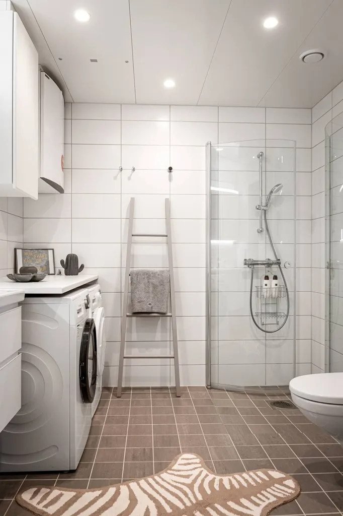 Salles de bain - Apartment with Balcony in Drottninghög