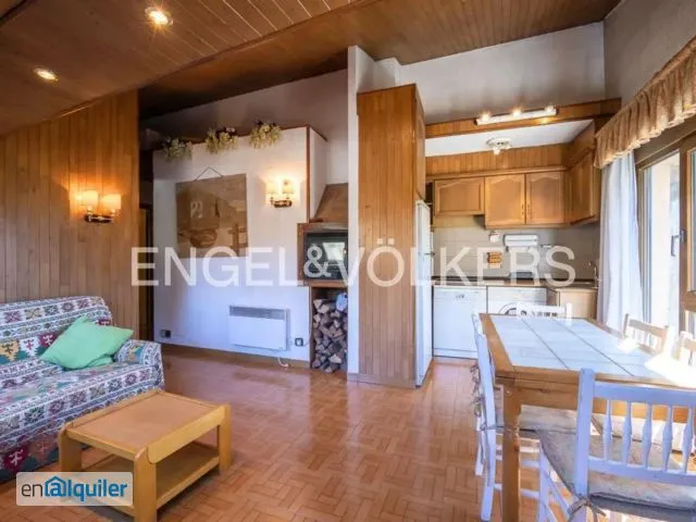 Séjour - Bright Penthouse with Funicamp Access in Encamp