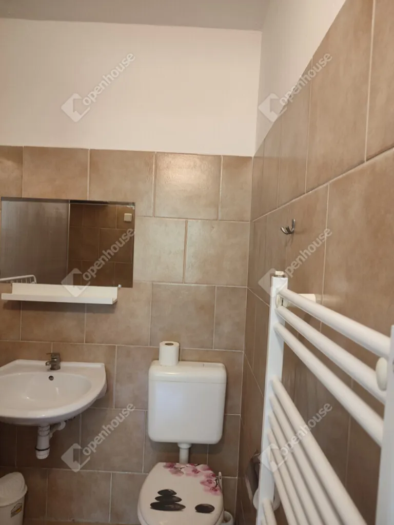 Bagni - Terraced House with Garden View in Tata